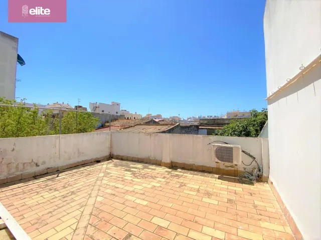 MAGNIFICA CASA EN EL CENTRO — 31