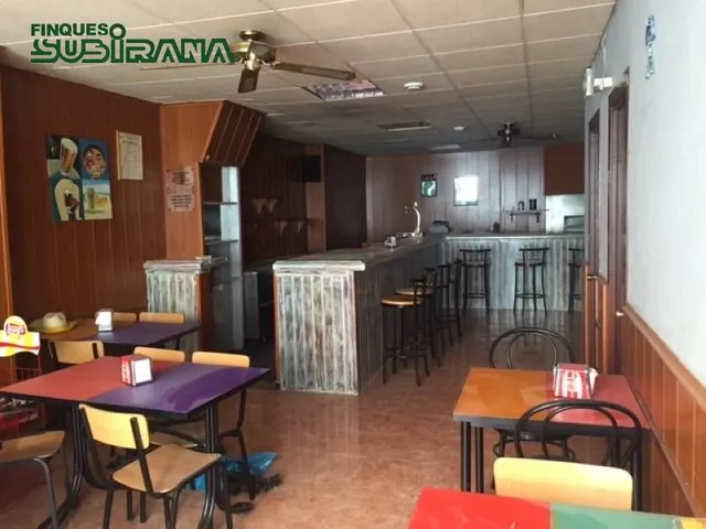 LOCAL COMERCIAL DE LLOGUER A VILANOVA DEL CAMÍ — 3