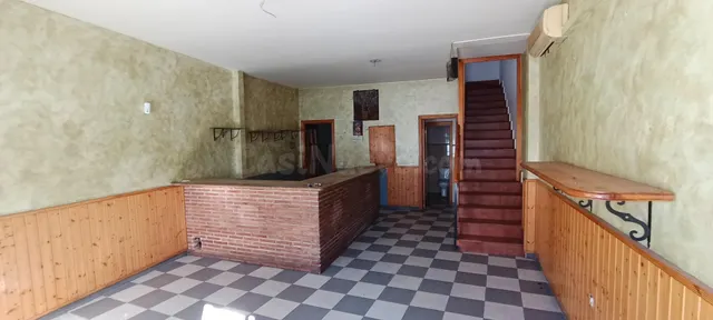 CASABANCO VENDE LOCAL COMERCIAL Y VIVIENDA EN CASATEJADA
