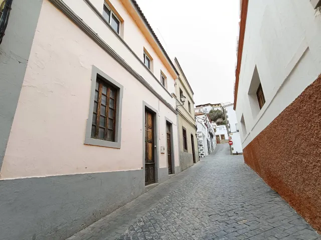 Edificio con dos viviendas en el casco de San Bartolomé de Tirajana — 2