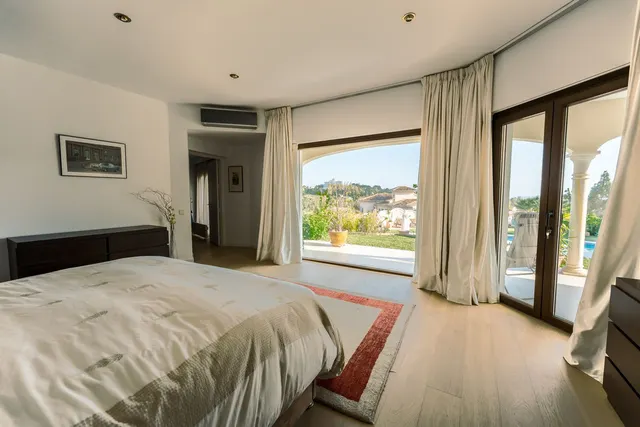 Chalet 4 habitaciones 667m² en venta - Costa del Sol — 32