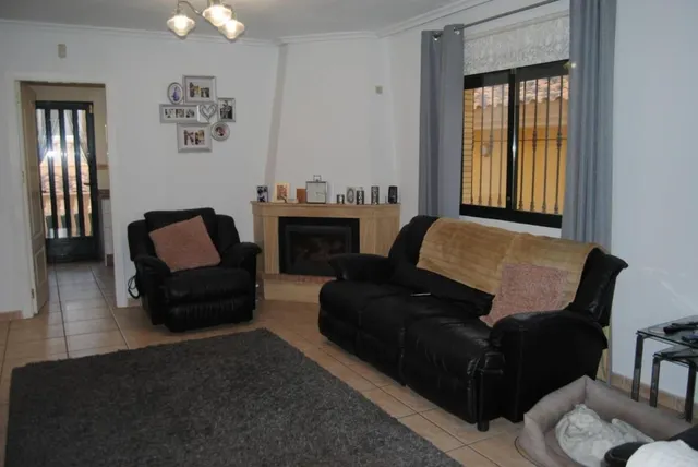 Casa 4 habitaciones 331m² en venta - PAU 26 — 10