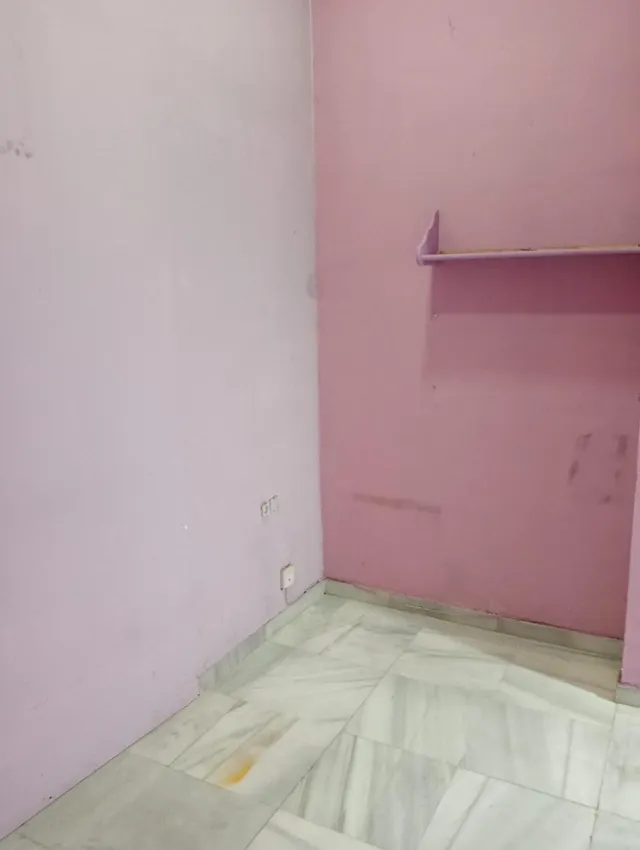Se alquila magnifico local comercial zona Garcia de Sola — 17