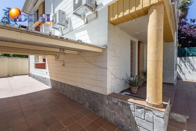 Chalet Exclusivo en Camino Bajo de Huétor — 3