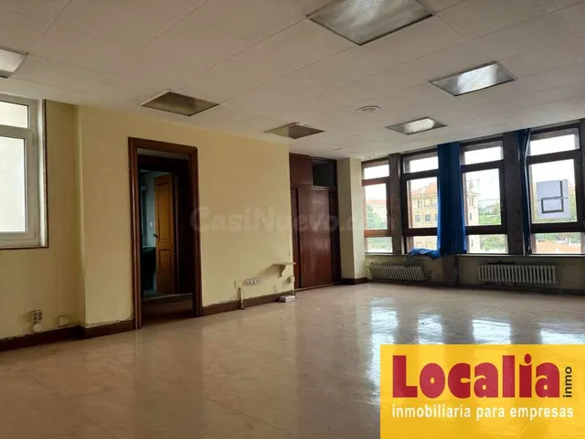 Excepcional local para oficinas en Santander. — 5