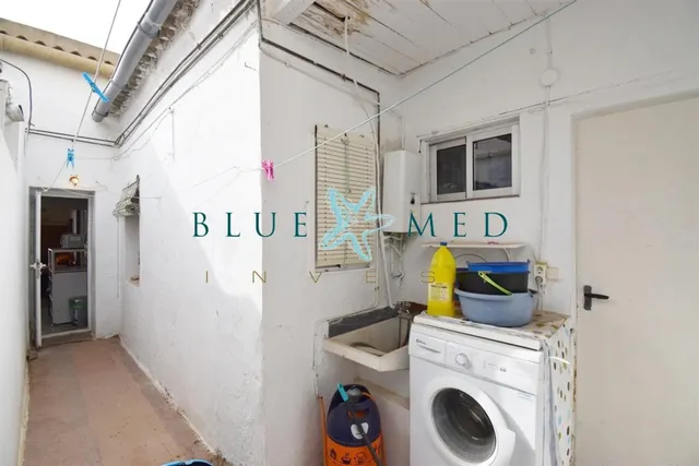 Casa en primera línea de mar. playa de la isla — 28