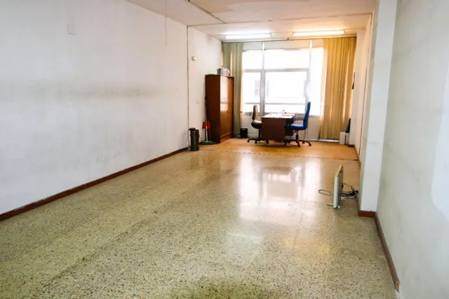 Se vende Oficina diafana en Zona Alhondiga — 9