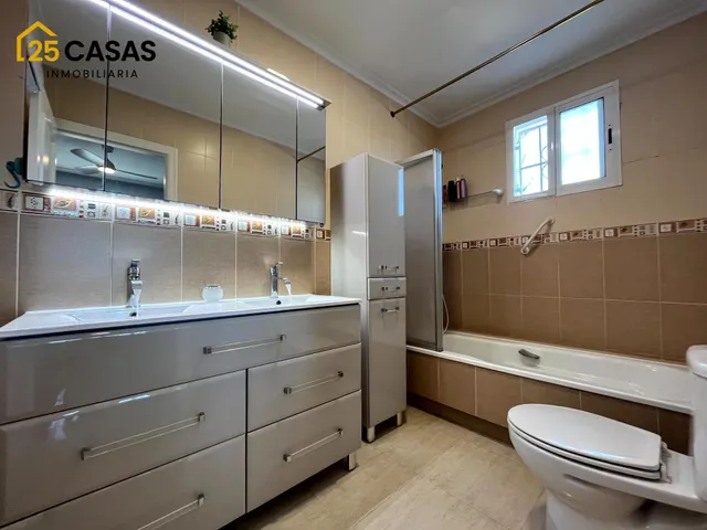 Chalet en Dolores con piscina climatizada, casa de invitados, paneles solares y mucho más — 20