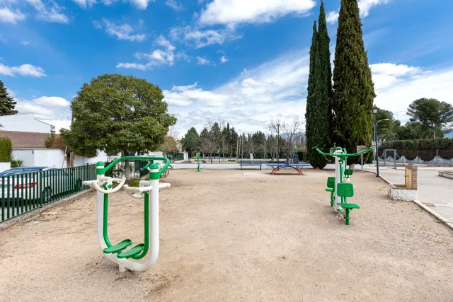 EXCLUSIVO TERRENO EN VENTA EN ALBOLOTE — 35