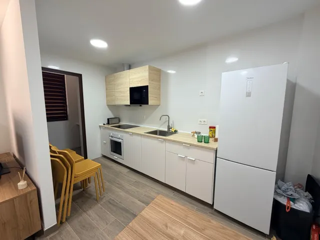 ¡Abre la puerta a tu nuevo hogar! Amplia terraza, garaje y totalmente amueblado — 31