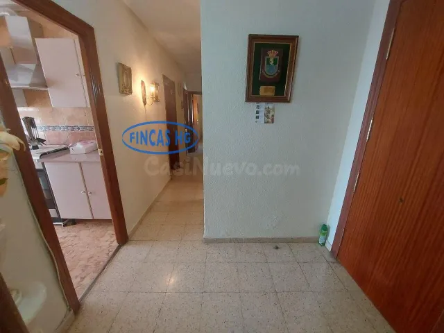 Amplia vivienda luminosa en finca con ascensor – Virgen del  - foto 5