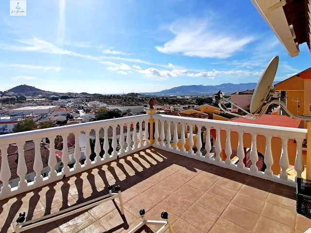 CASA CON VISTAS PANORAMICAS EN PUERTO DE LA TORRE — 36