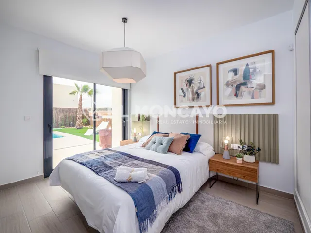 PRECIOSAS VILLAS DE OBRA NUEVA EN LA FINCA GOLF ALGORFA, COS - foto 2