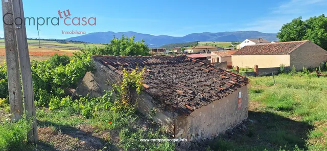 VENTA CASA PIEDRA CON JARDIN.-.MADRONA - foto 4