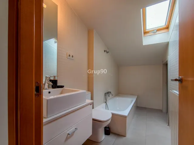 ÁTICO DÚPLEX CON TERRAZA PRIVADA JUNTO A RICARD VINYES — 41