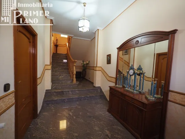 CASA DE DOS PLANTAS JUNTO A C/ DOÑA CRISANTA POR 195.000 € — 11