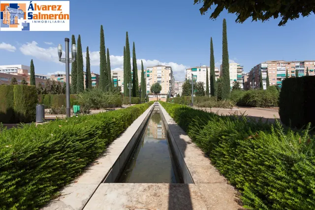 Piso con terraza y gran potencial junto a Camino de Ronda — 31