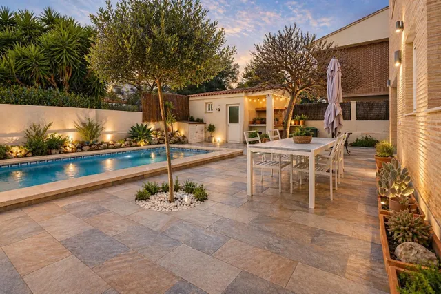 UNA CASA BONITA EN EL VEDAT