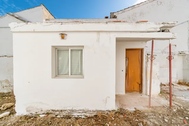 Terreno urbano en venta - Caparacena — 24