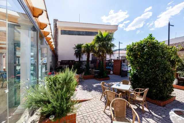 ACTIVO HOTELERO CON POTENCIAL DE INVERSIÓN Y RECONVERSIÓN – CEBREROS, ÁVILA — 6