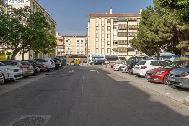 Local en Torre del Mar (Málaga) adaptado a cochera — 17