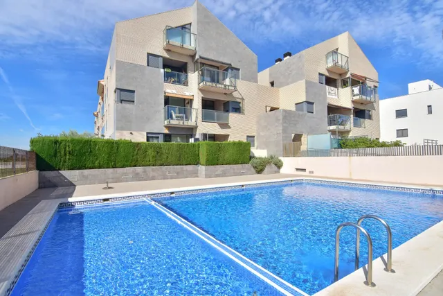 APARTAMENTO TEMPORAL EN LA PLAYA DE PUZOL