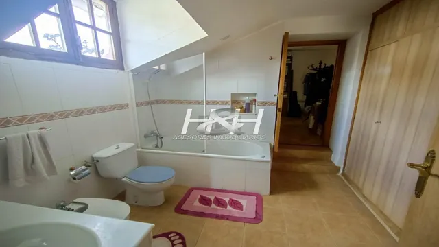 Sensacional villa en Rocafort. / HH Asesores, Inmobiliaria en Burjassot/ — 26