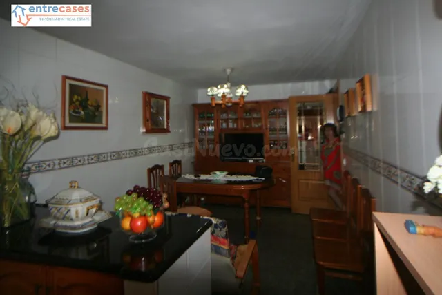 PRECIOSA CASA ADOSADA EN POLÍGONO 3, PARA ENTRAR A VIVIR — 3
