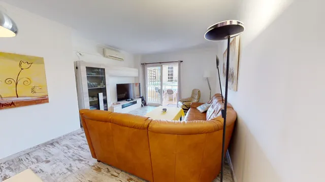 Exclusivo Apartamento de 3 dorm. en Albir — 25