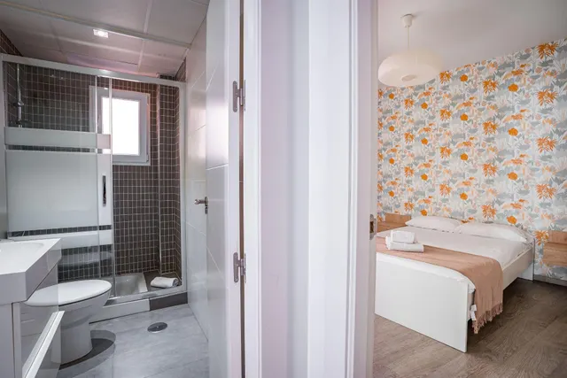 Realejo. Bonito piso amueblado con 2 dormitorios, salón-cocina y baño. Aire acondicionado. — 11