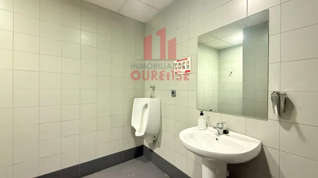 REF. 5650 VENTA DE DOS LOCALES COMERCIALES ACONDICIONADOS COMO OFICINAS — 16