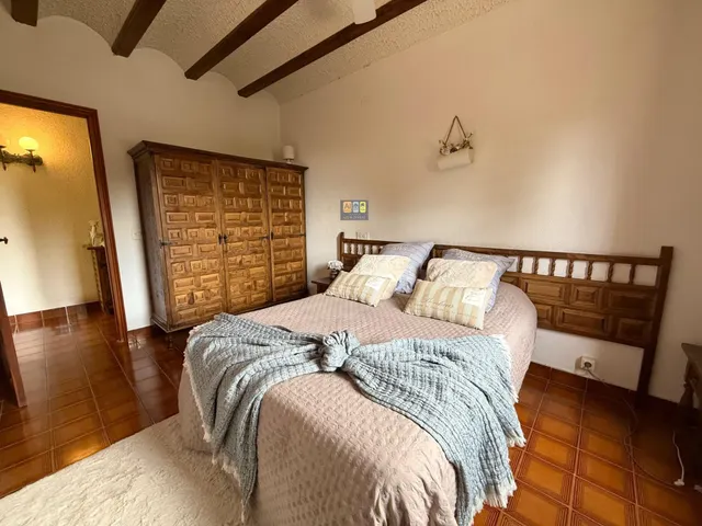 FINCA EXCLUSIVA CON GRAN POTENCIAL EN ELDA — 31