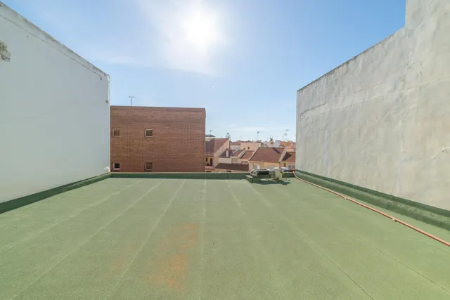 Local comercial 306m² en venta - Centro urbano — 20