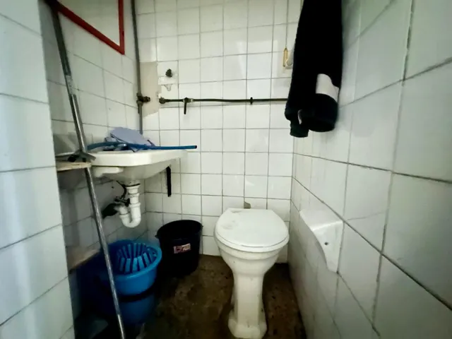 Local comercial en Floranes — 9