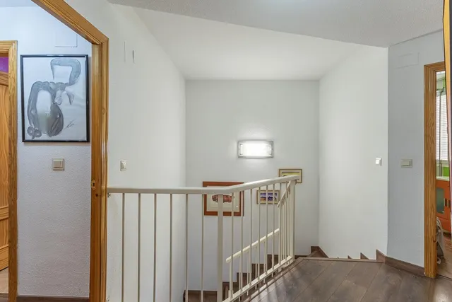 Encanto, luz y calidad de vida en Ogíjares, a un paso de Granada Vendemos esta casa — 24