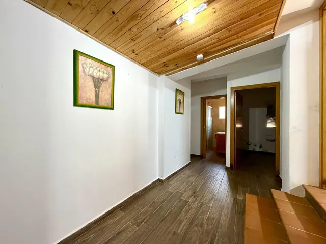 Finca en Mollina con casa, piscina, pista de tenis y 7.000 m2 de olivar. — 22
