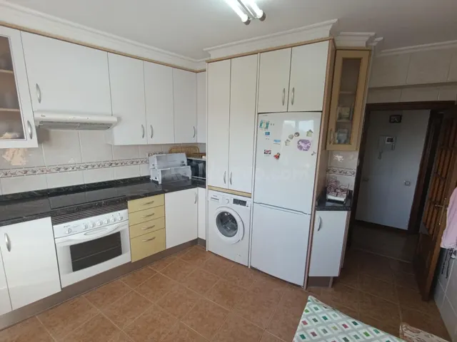 Acogedor piso en Oviedo, zona Santo Domingo-El Campillín - foto 4