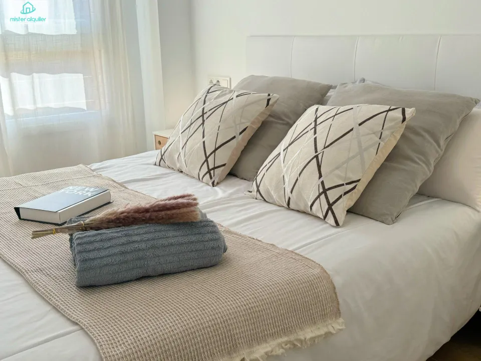 APARTAMENTO REFORMADO JUNTO AL MAR EN EL CAMPELLO, IDEAL PARA DESCANSO Y TELETRABAJO