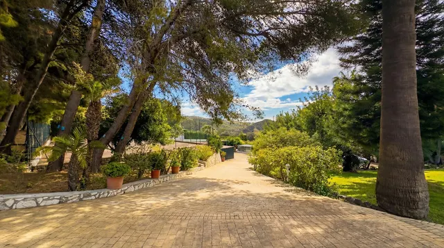 Finca rústica 5 habitaciones 601m² en venta - Costa del Sol — 37