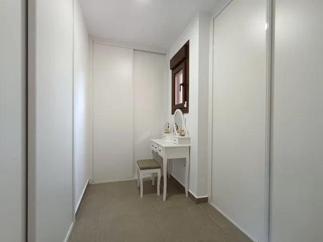 Villa 5 habitaciones 256m² en venta - Zona Pueblo — 28