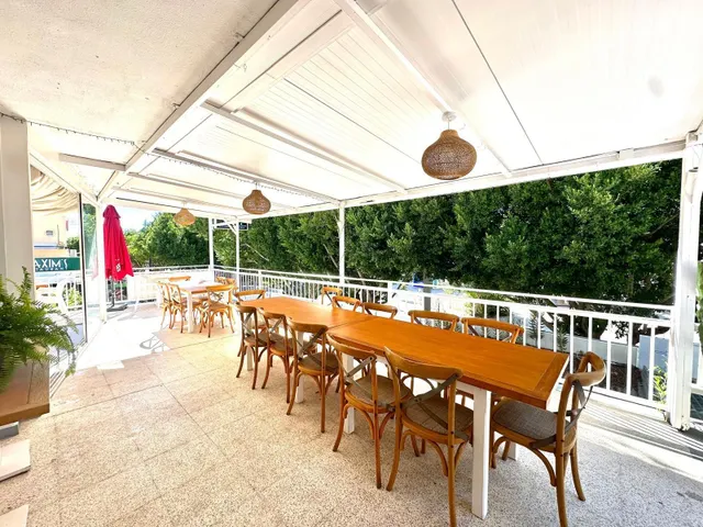Traspaso de Restaurante en Actividad con Vista al Mar y Estu - foto 5