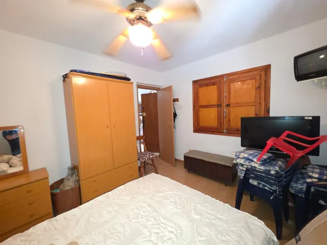 Magnifica vivienda para reformar, buena ocasion para invertir — 26