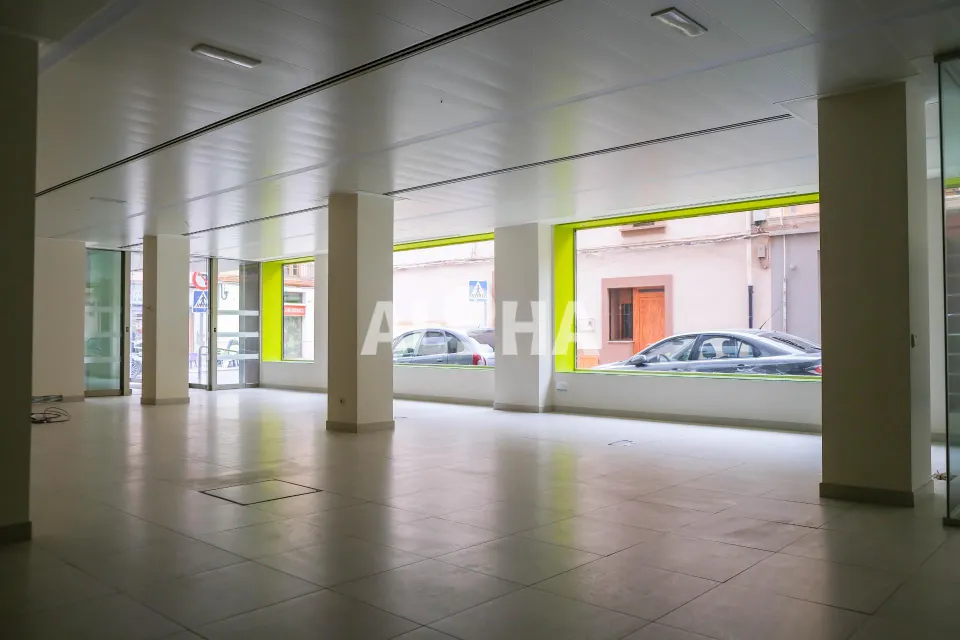 LOCAL COMERCIAL EN MONCADA CENTRO -  ZONA CREU QUINTANA