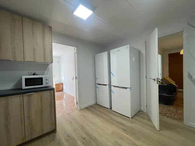 ¡Atención Inversores! Gran piso reformado Llave en Mano; en Requena con Alta Rentabilidad (Hasta 18%) — 11