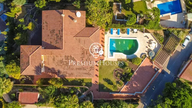 Exclusiva casa en venta en Cala Canyellas en Lloret de Mar — 38