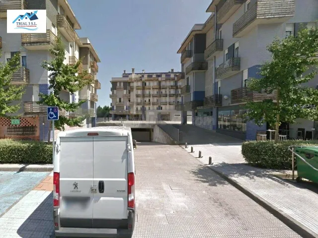 Venta de Piso + Garaje en Santa Cruz de Bezana (Cantabria) - foto 2