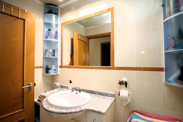 PISO EN VENTA EN ZONA SANTA CATALINA/INDUSTRIA — 30