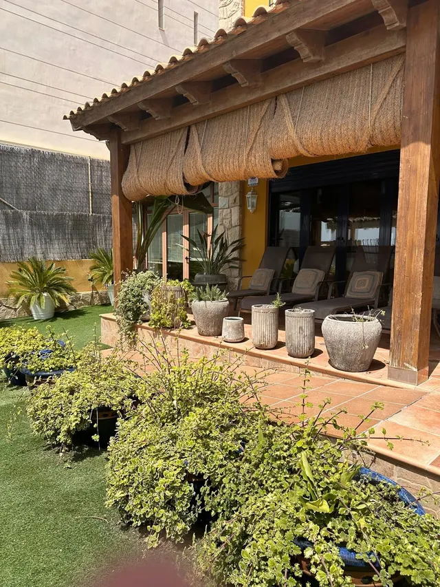 Exclusivo Chalet en Primera Línea de Mar en Santa Pola — 35