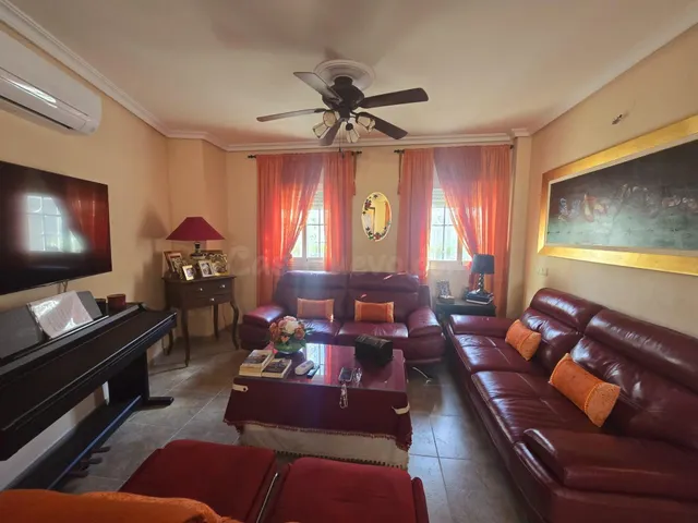 Casa 3 habitaciones 215m² en venta - La Cañada - Costacabana - foto 2