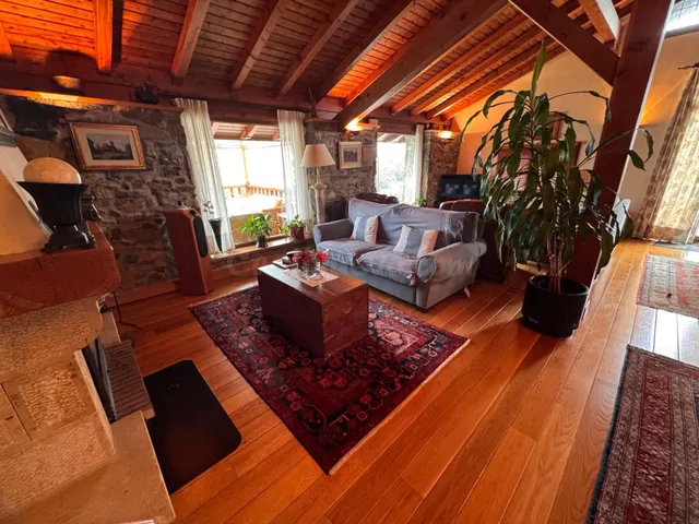 Exclusivo Chalet Reformado en Barrika con Vistas al Mar y Am - foto 3